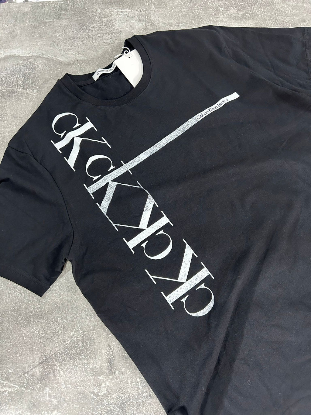 CALVIN KLEIN