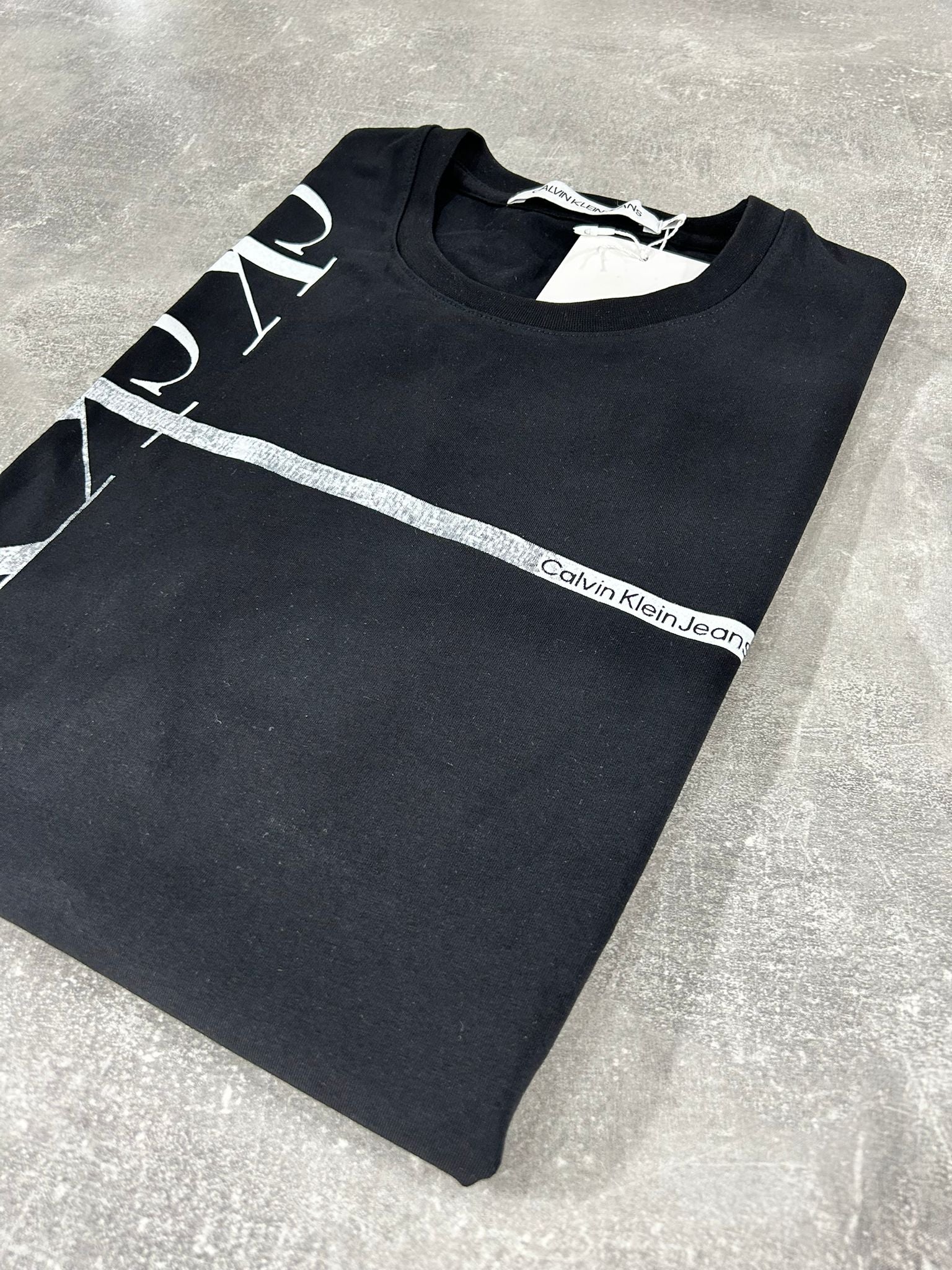 CALVIN KLEIN
