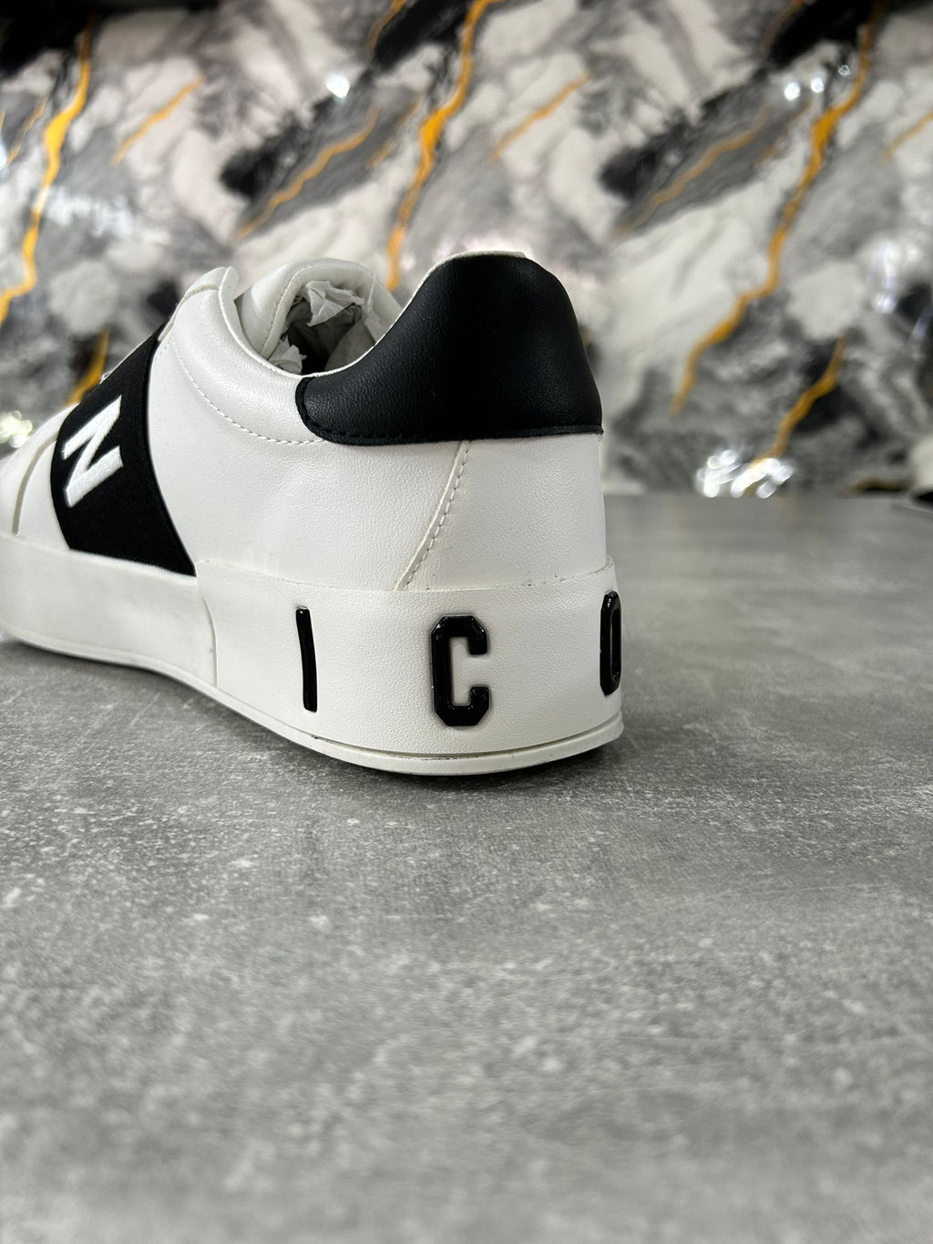ICON SNIKERS