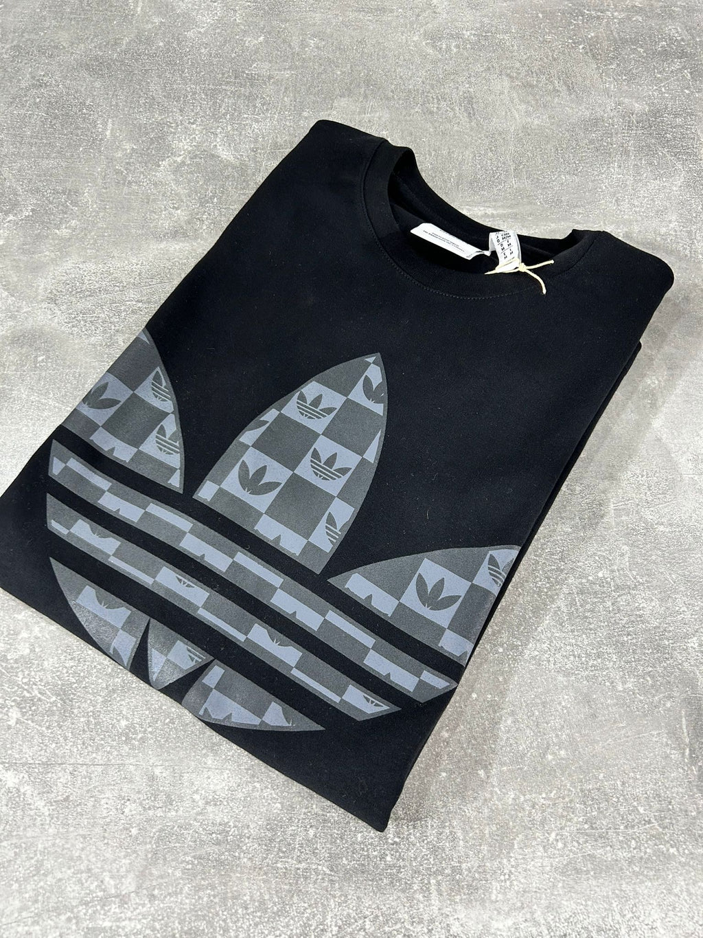 ADIDAS