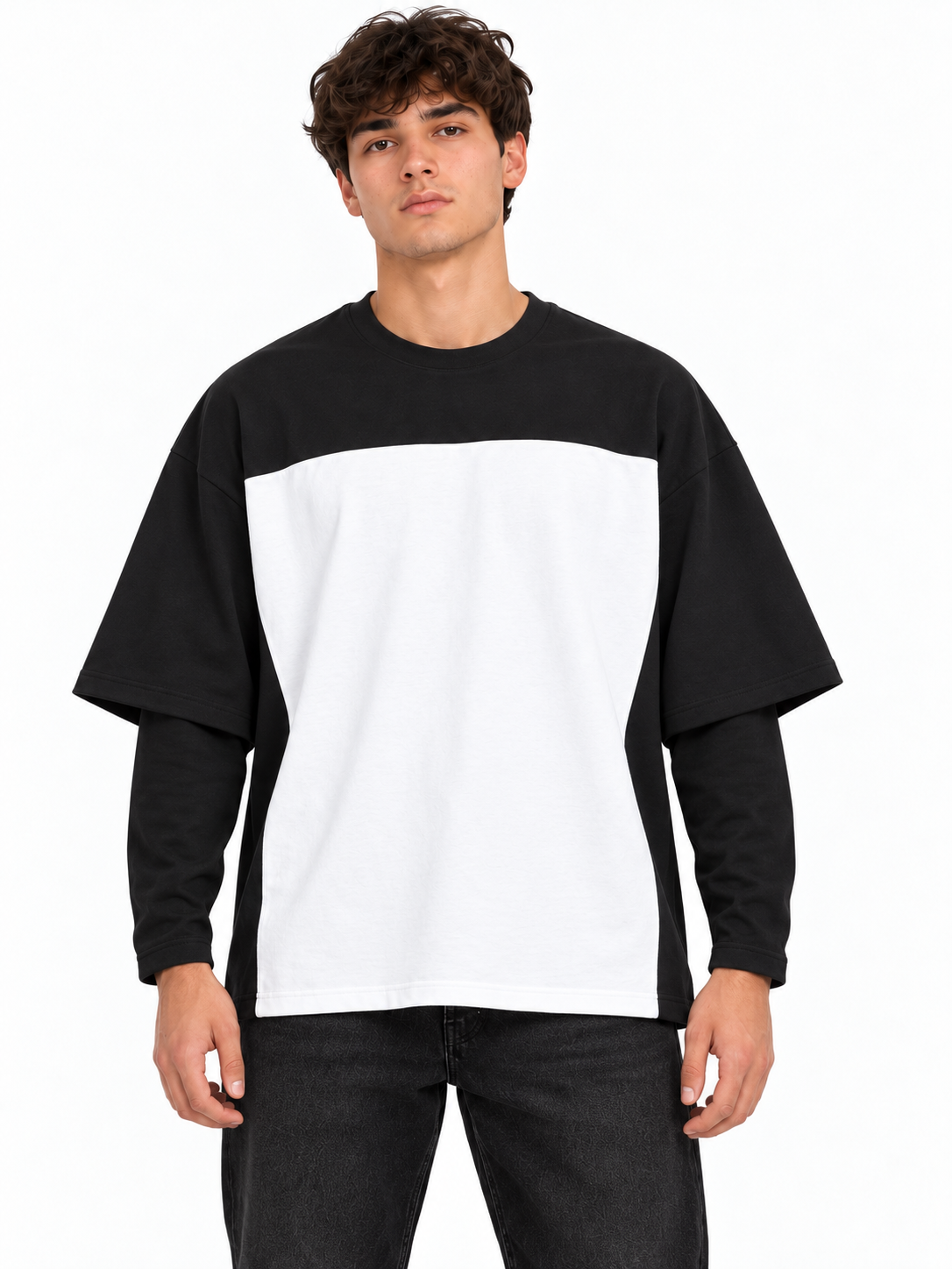 Long sleeve Archivio oversize Nero/bianco indossata