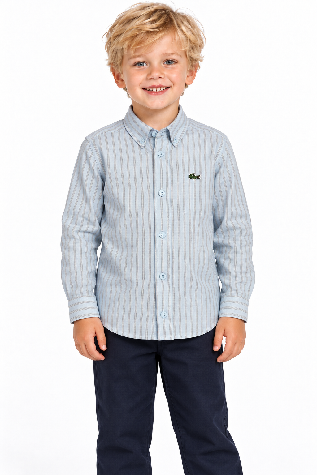 Camicia Lacoste bambino azzurra a righe indossata