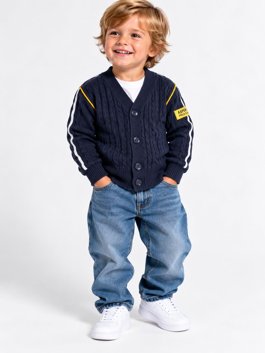 Cardigan bambino Aspen Polo Club blu a trecce indossato