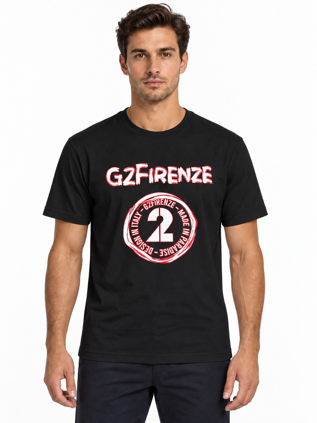 T-shirt uomo G2 Firenze nera con logo e numero 2 indossata dal modello