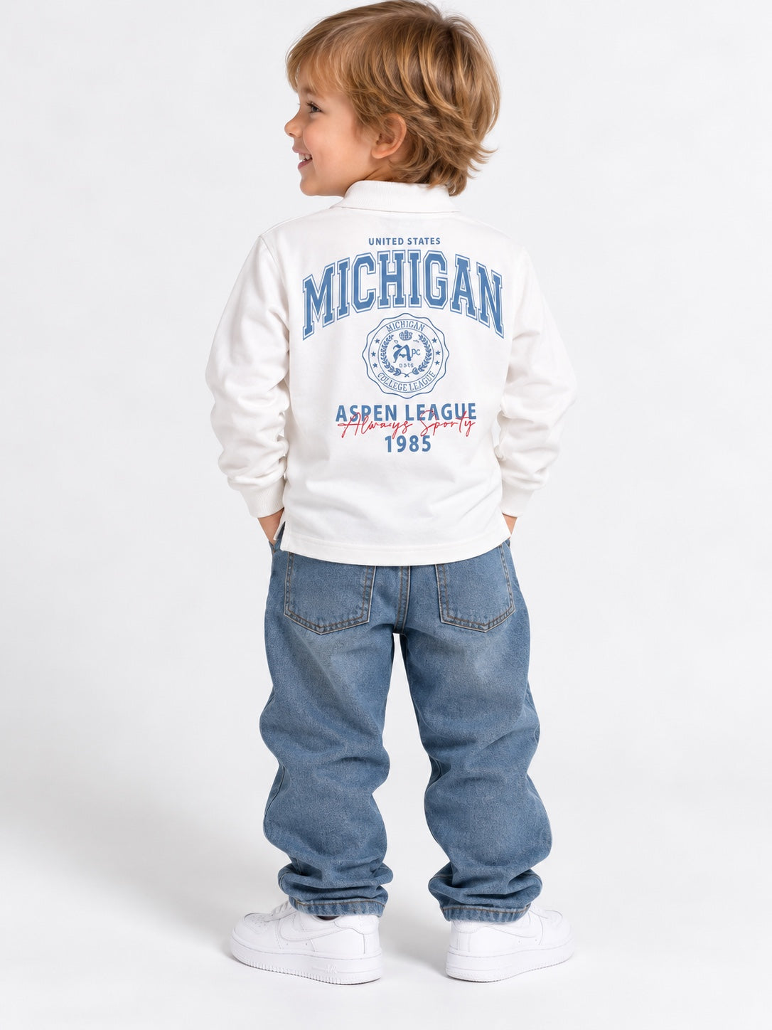 Polo bambino Aspen Polo Club bianca Michigan indossata retro